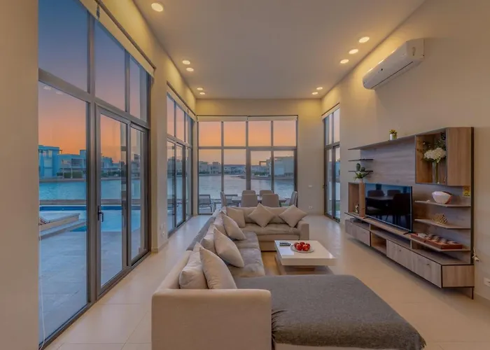 Ascot Bay, Premium 5br Lagoon House & Pool In Tawila, El Gouna