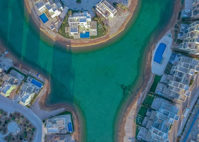 Ascot Bay, Premium 5br Lagoon House & Pool In Tawila, El Gouna Villa Hurghada
